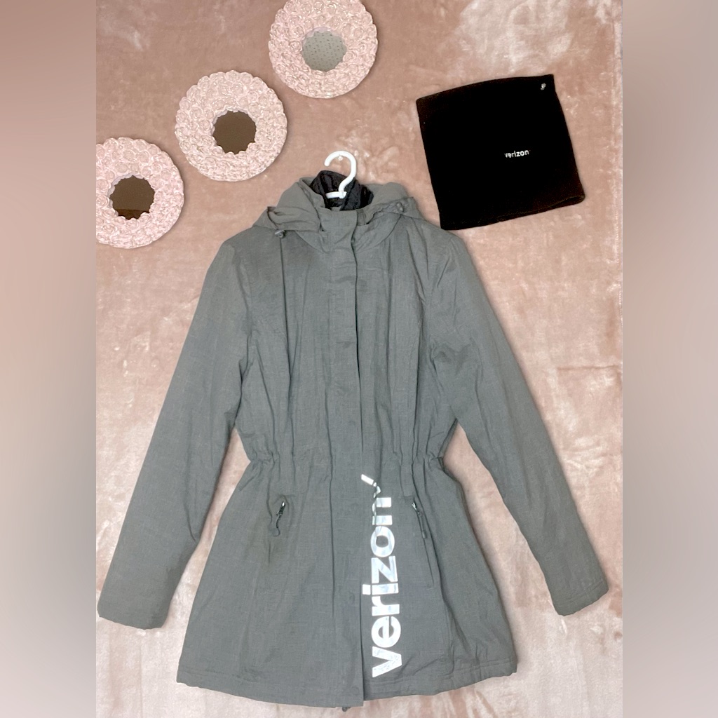 Verizon Outdoor Winter Set